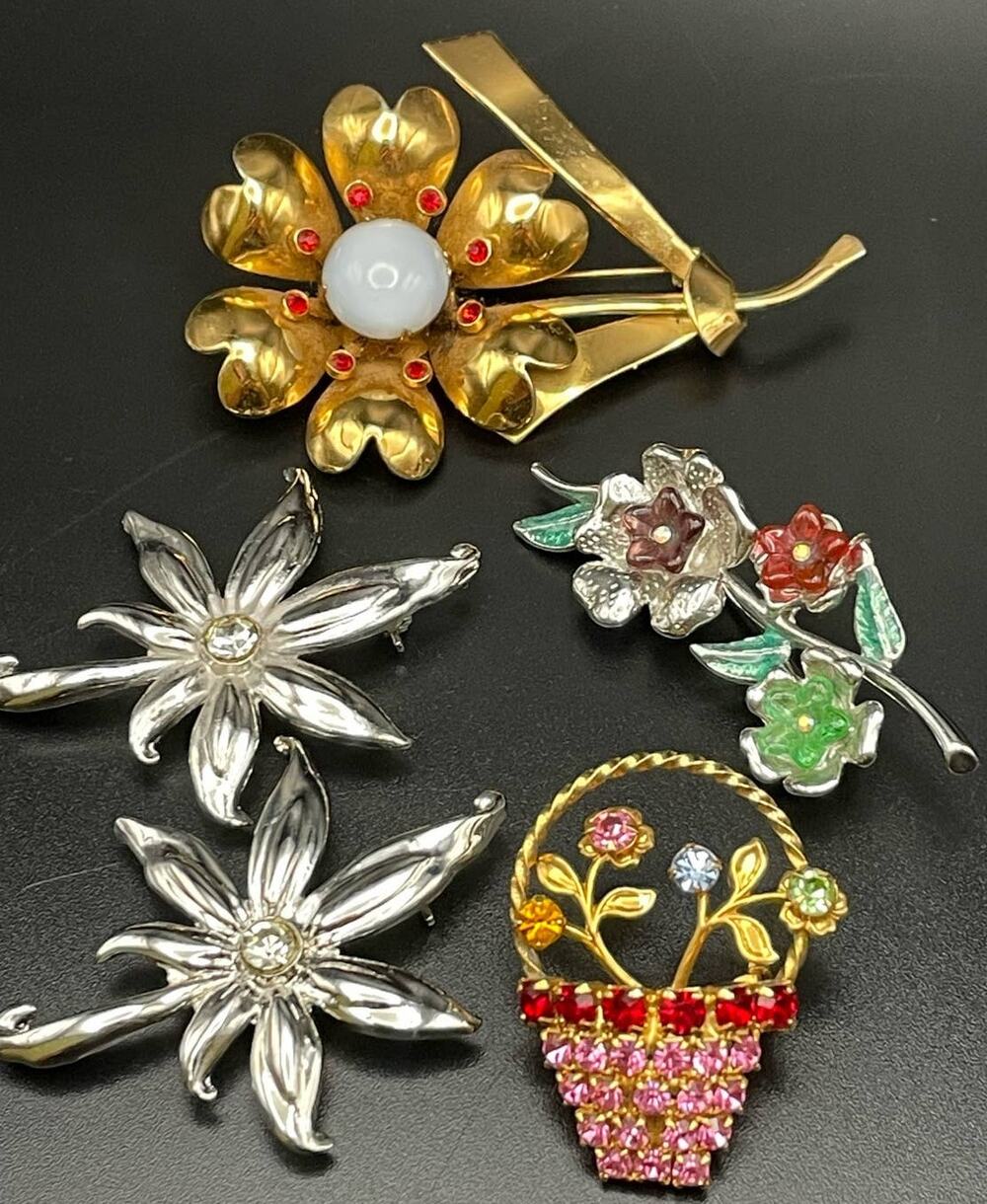 Vintage Coro Faux Moonstone Floral Pin in Brooch Lot PLUS 4 Unsigned Brooches